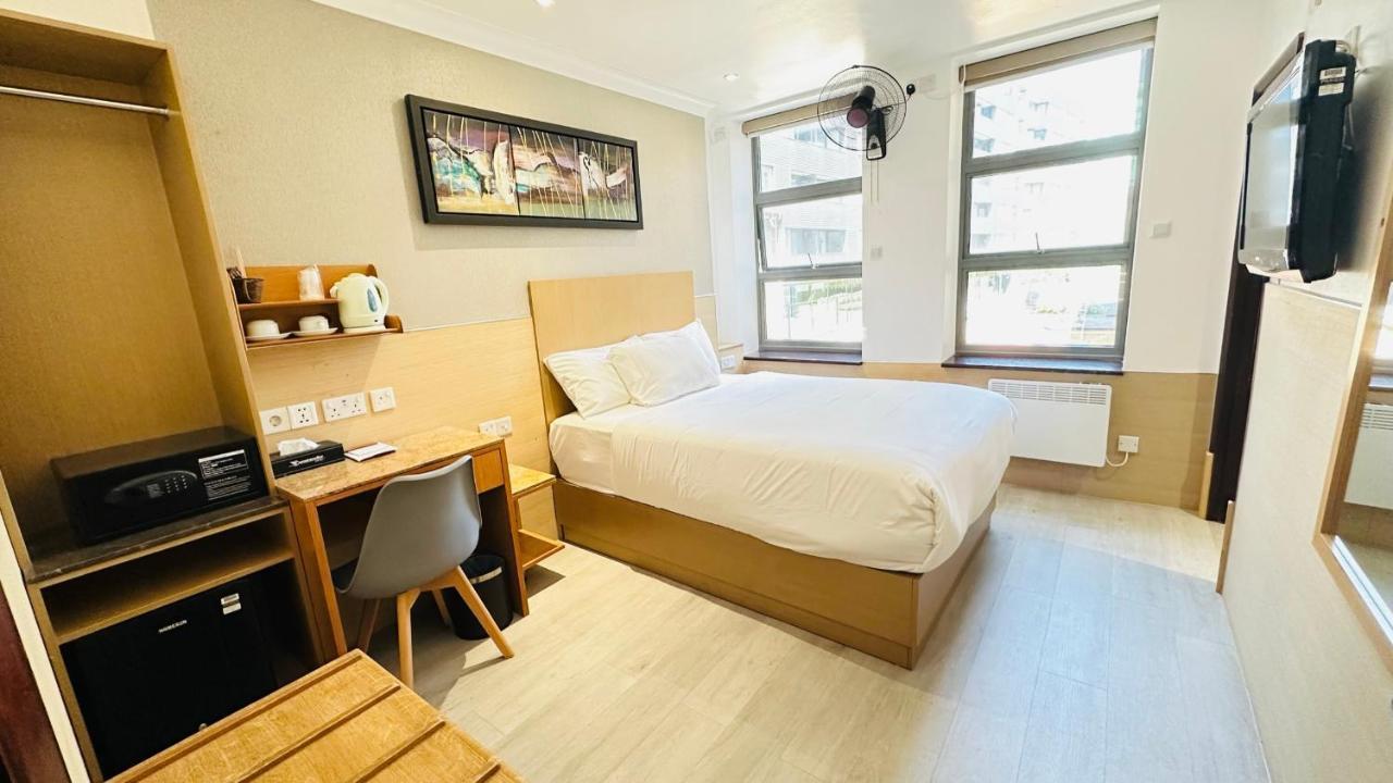 Eurotraveller Hotel- Express Лондон Екстер'єр фото